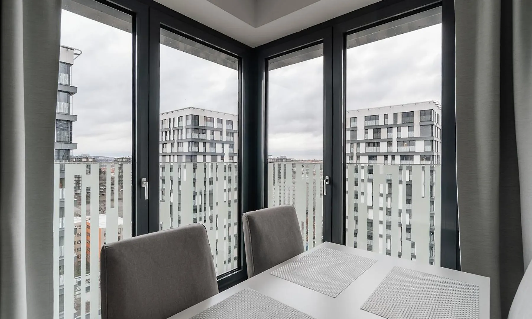 Garden Towers Apartment Prague